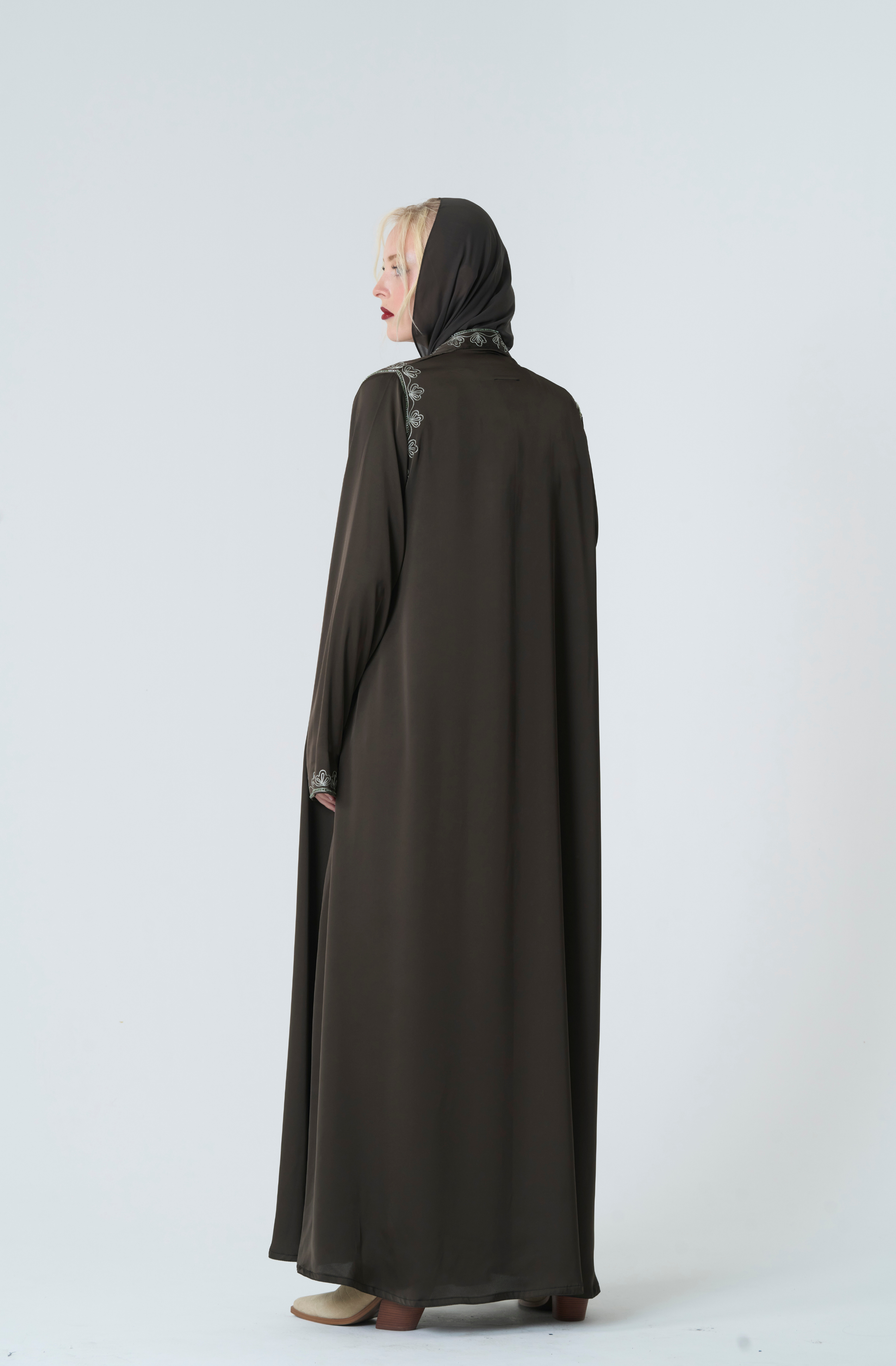 THE MOTIF EDGE