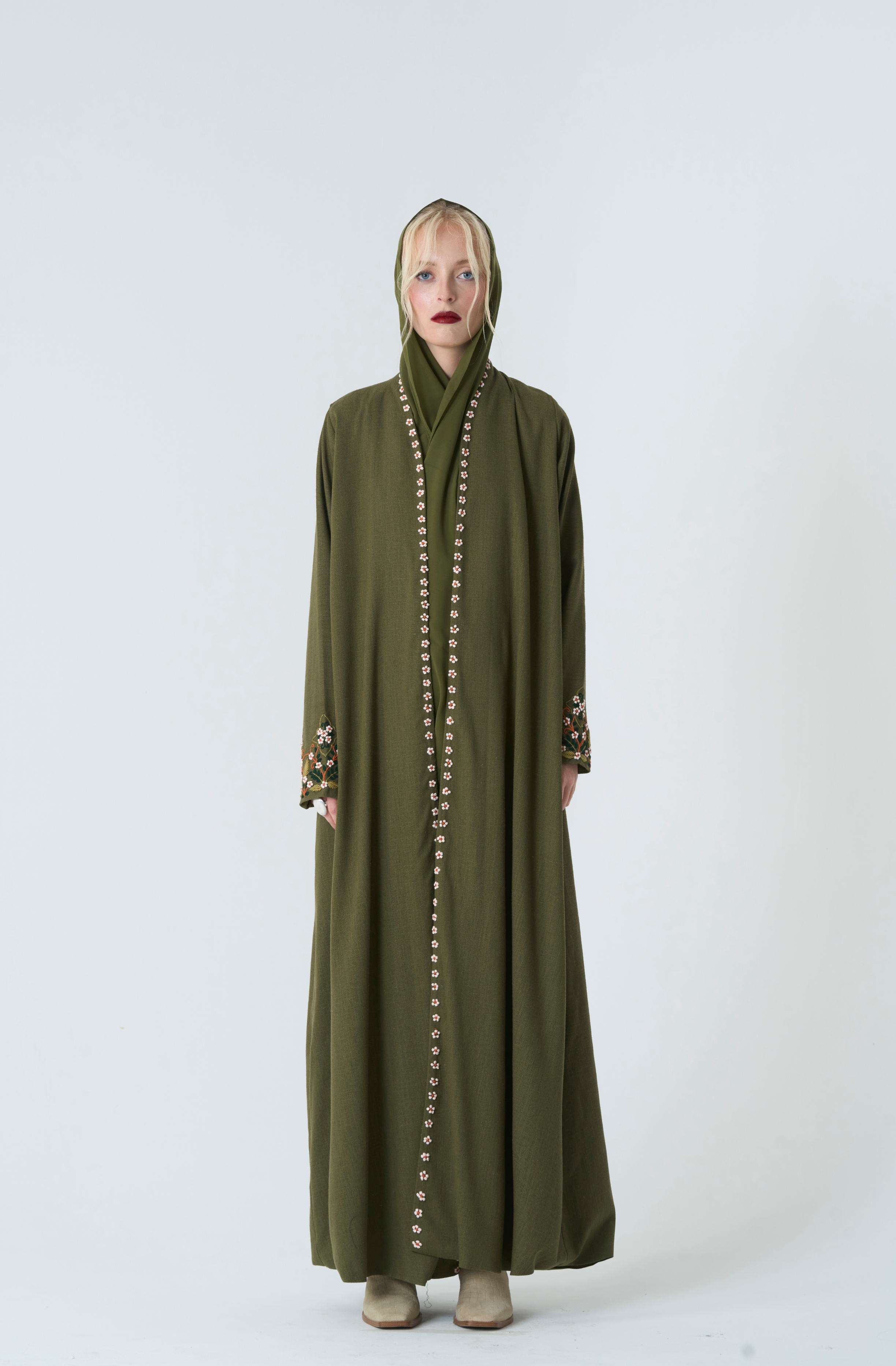 OLIVE GARLAND