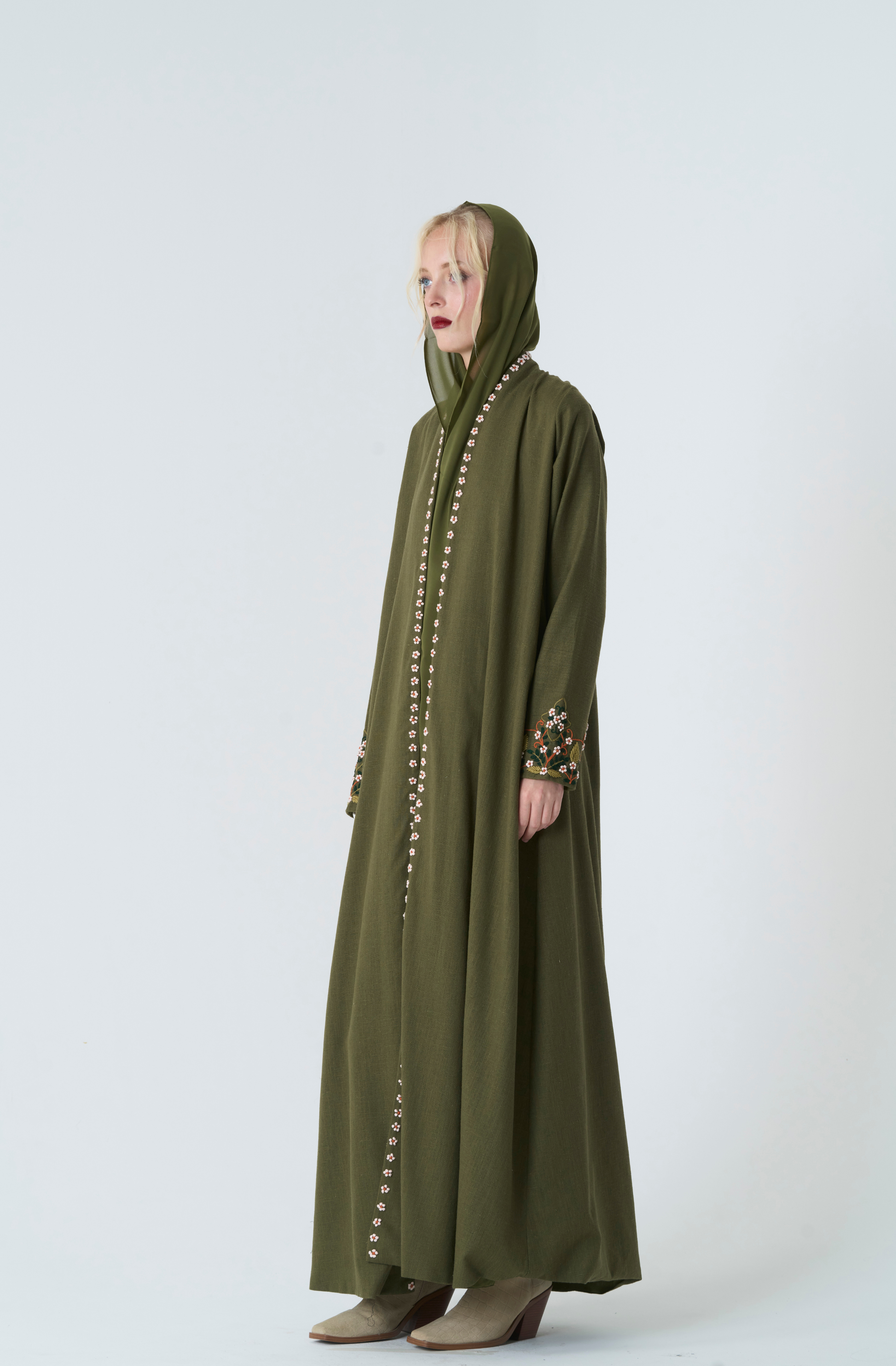 OLIVE GARLAND